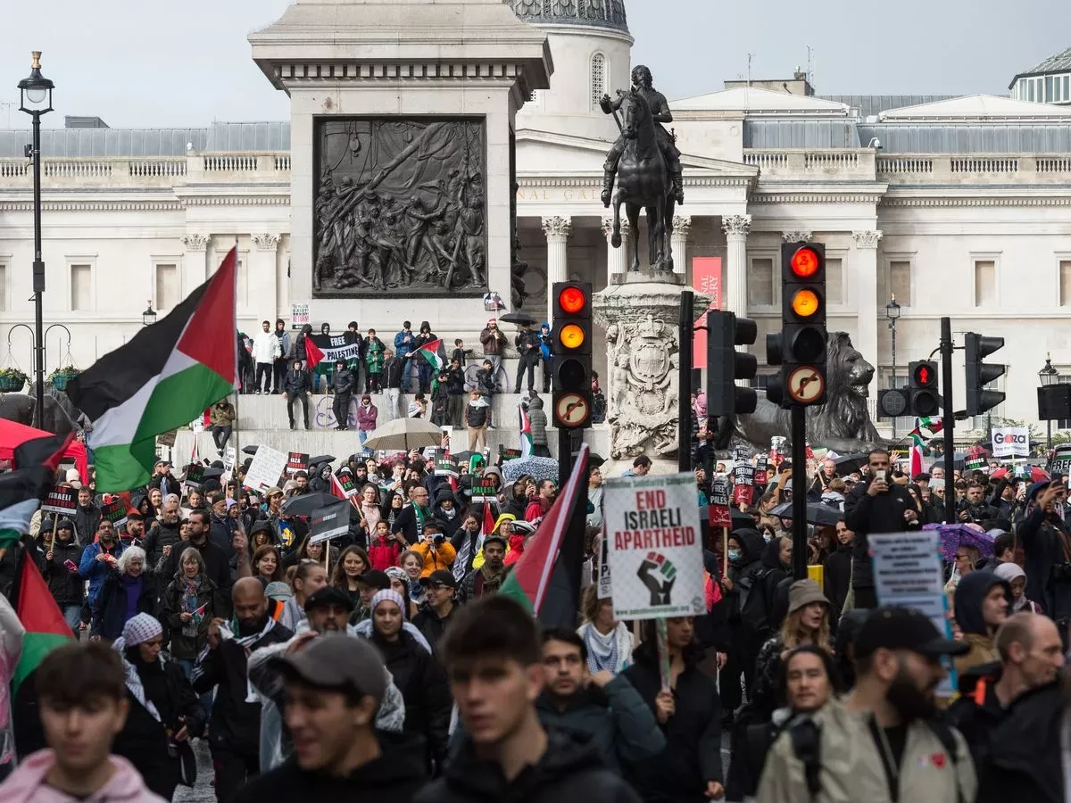 UK police urged to ban pro-Palestinian rally