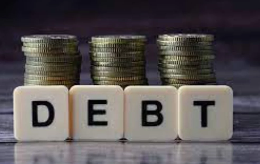 Goventmnt debt decreases to Rs62.3 trillion