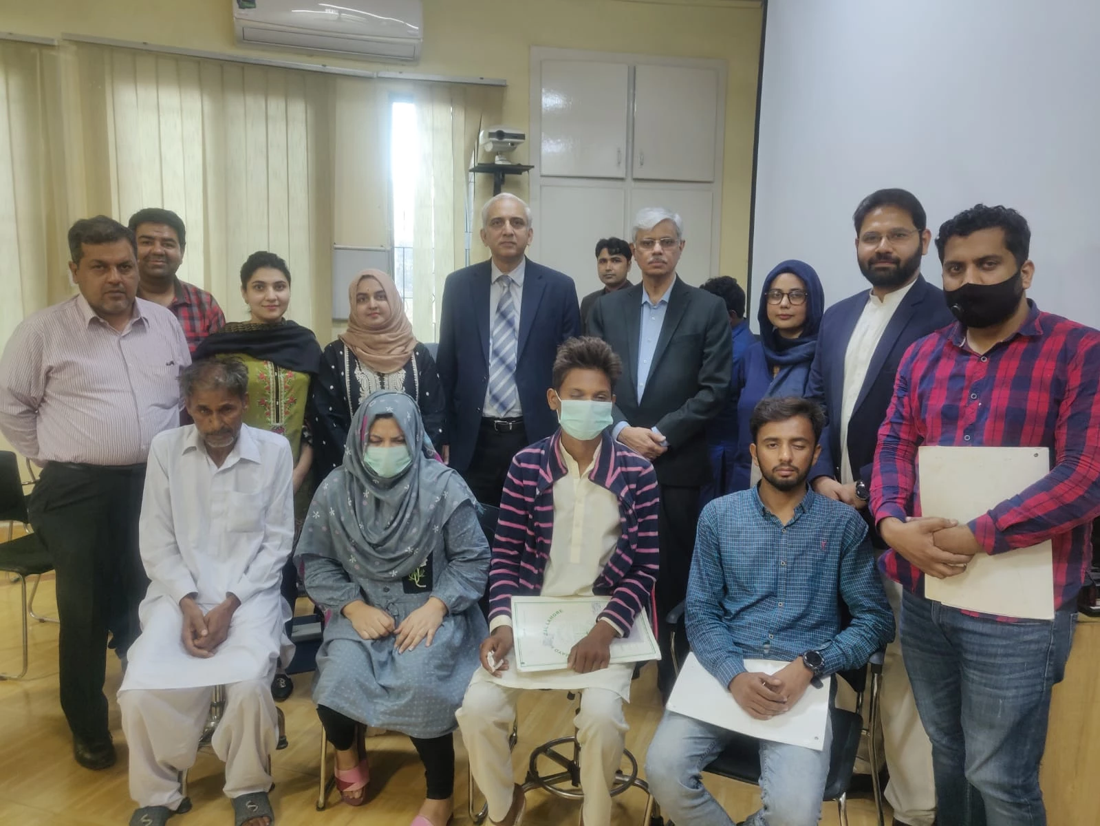 Successful cornea transplants at Mayo Hospital Lahore