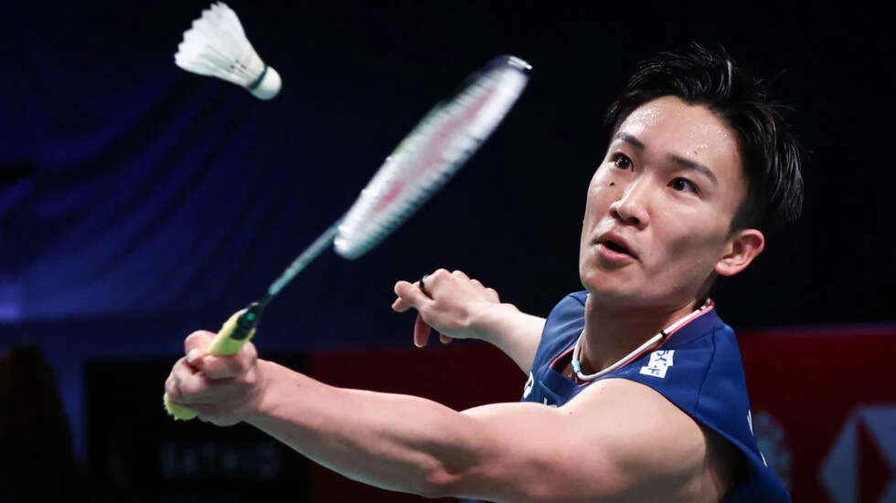 Ex-no.1 Momota wins first badminton title in two years