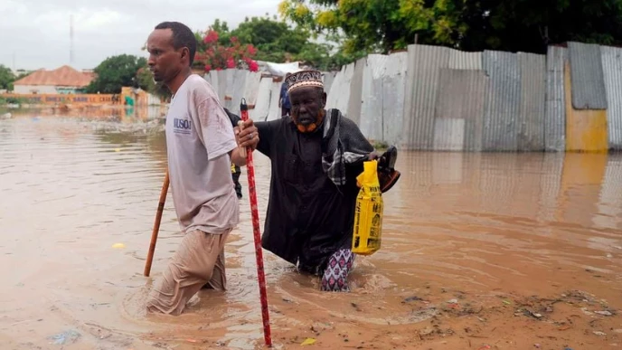 Flooding in Somalia displaces 500,000 people: minister