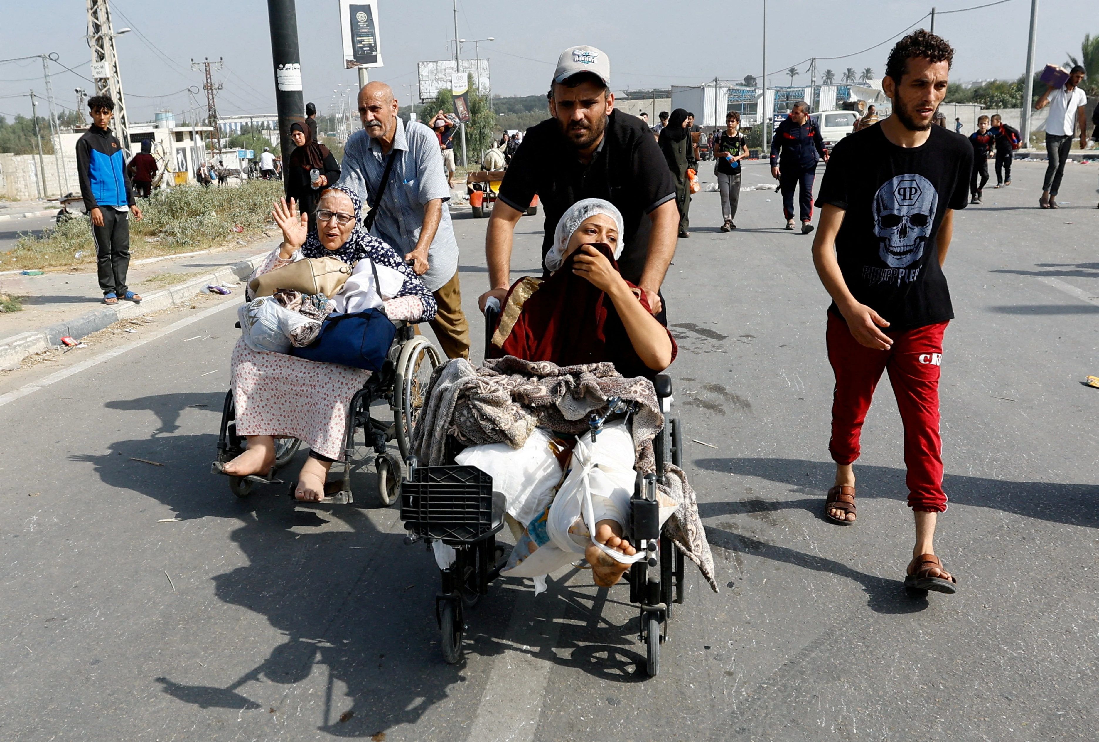 Gaza patients 'in streets without care': Palestinian official