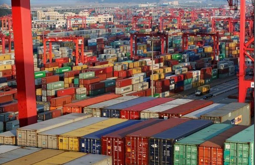 Afghanistan urges Pakistan to release 1,000s of containers from port