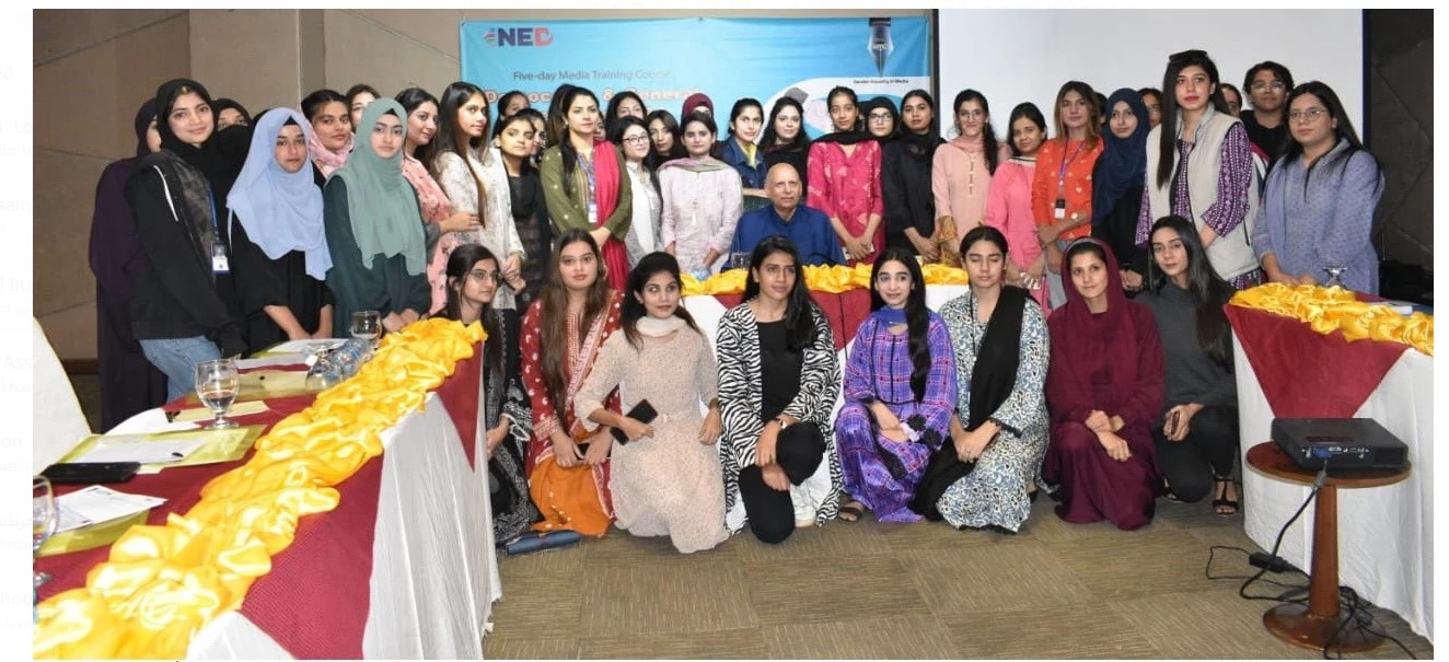 Ch Sarwar emphasizes political transparency in journalist’s training workshop