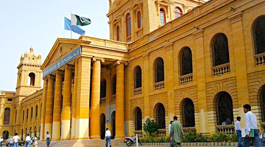 Provincial Department declares majority of Karachi colleges substandard