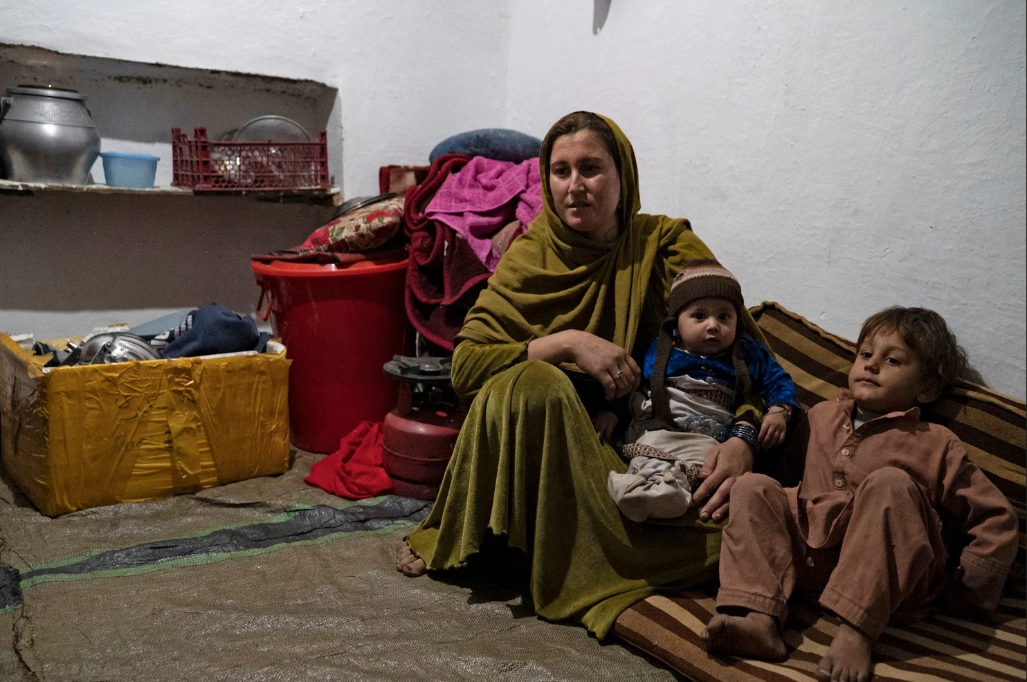 Afghans driven from Pakistan rebuilding lives from 'zero'