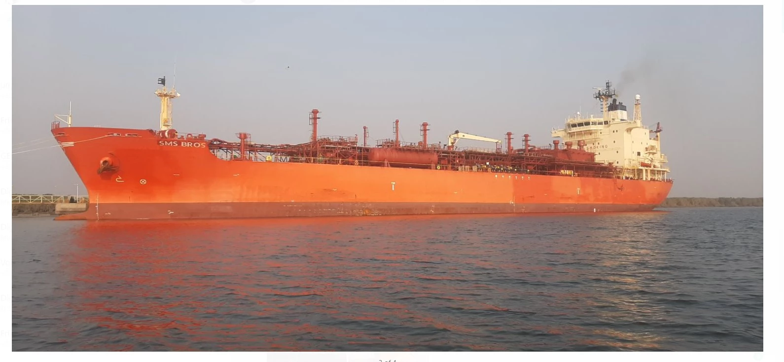 First-ever 11,000 metric tons LNG cargo docks in Karachi