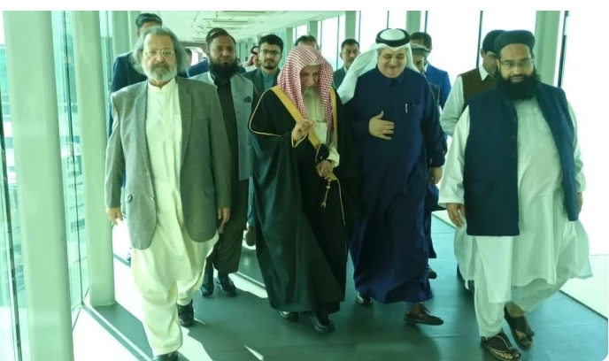 Imam-e-Kaaba arrives in Islamabad