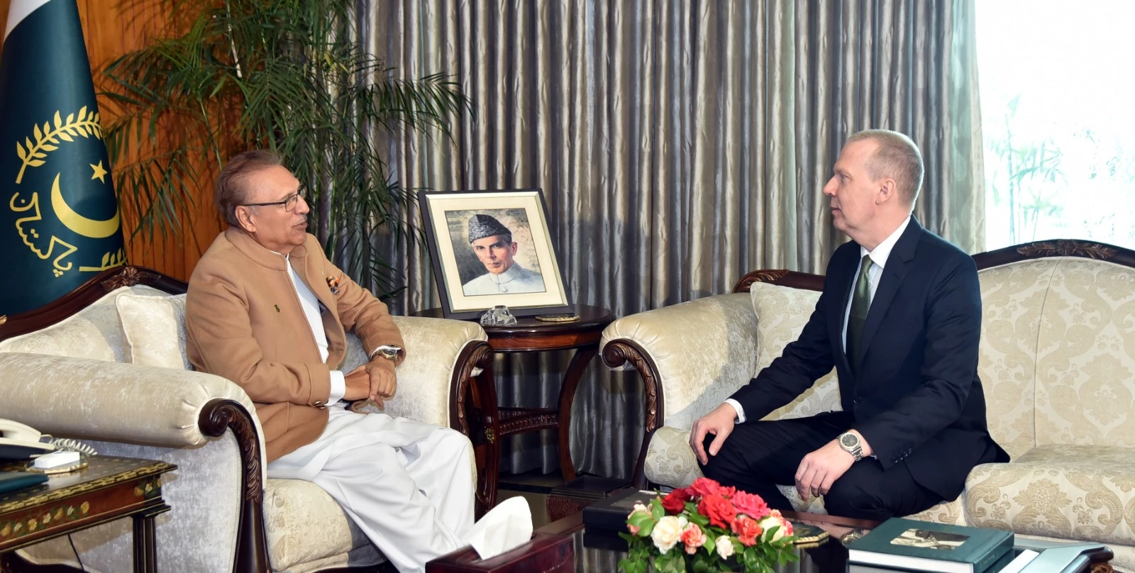 President Alvi advocates long-term, multi-dimensional partnership with Russia