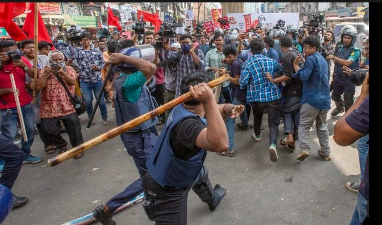 Bangladesh arrest thousands in 'violent' crackdown: HRW