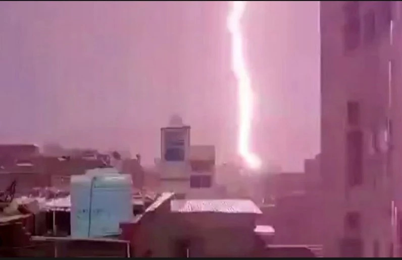 Lightning strikes kill 18 people in India