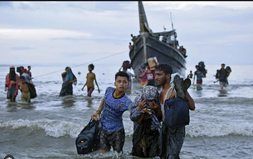 UN issues call to rescue hundreds of Rohingya adrift at sea