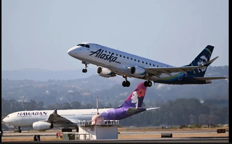 Alaska Airlines to buy Hawaiian Airlines for $1.9 billion