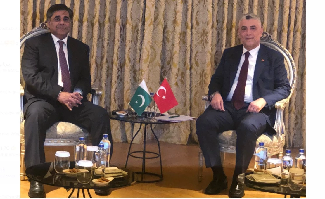 Gohar Ijaz embarks on trade mission to turkey, meets Trade Minister