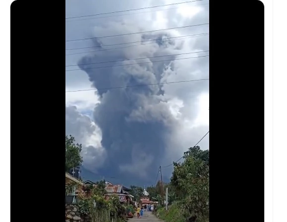 Indonesia volcano erupts, spews ash 3 km into sky