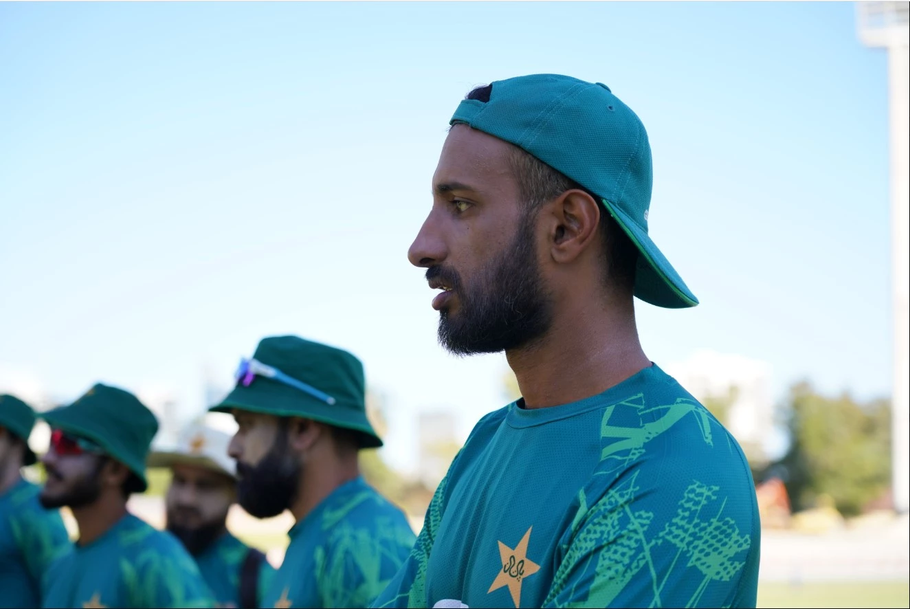 Pakistan team has training session in Perth ahead of 1st Test