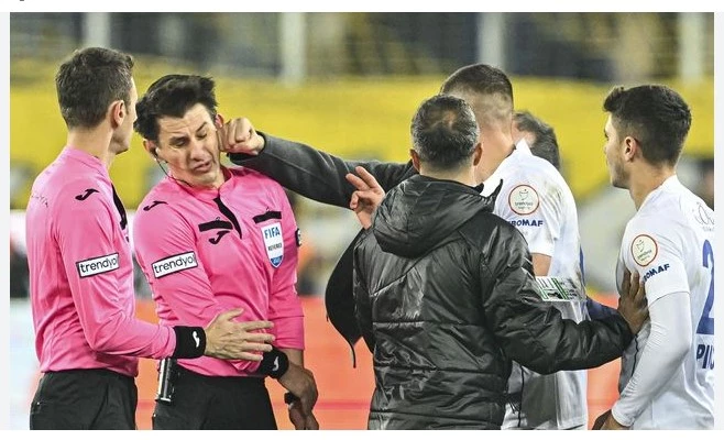 Turkish top-flight suspended after 'vile, inhumane' referee attack