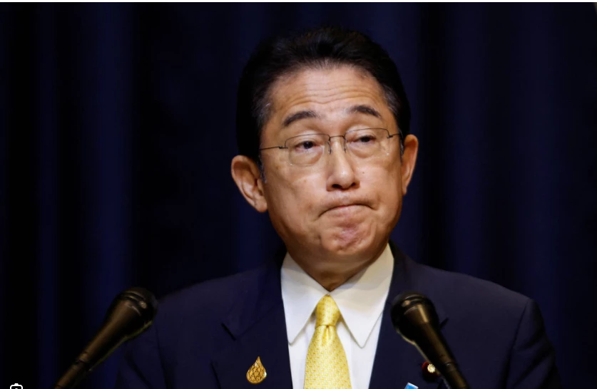 Four Japanese ministers quit over kickbacks scandal