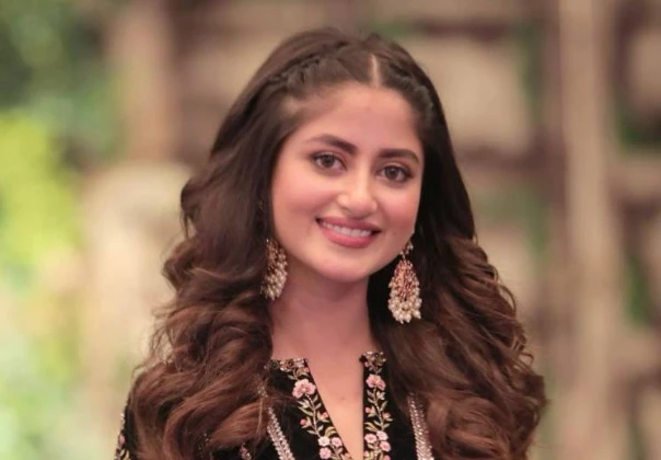 Sajal Aly’s advance birthday takes magical turn with Japanese chefs  