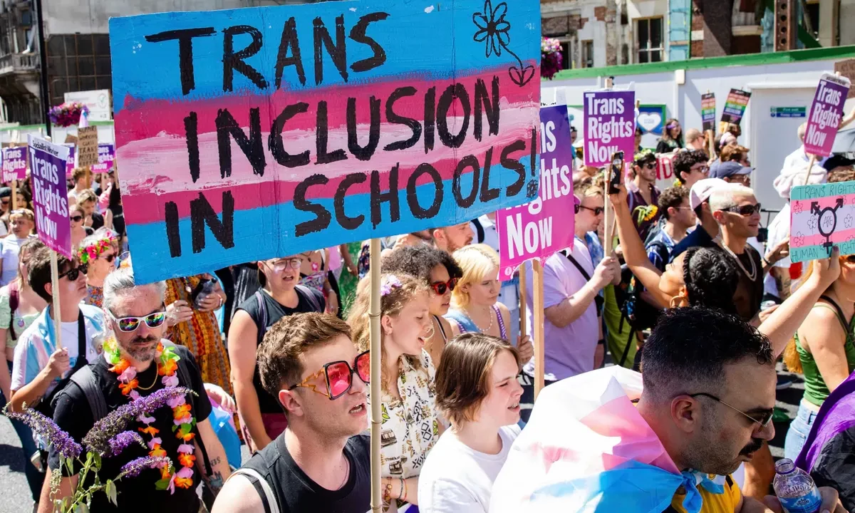 UK issues transgender guidance to schools