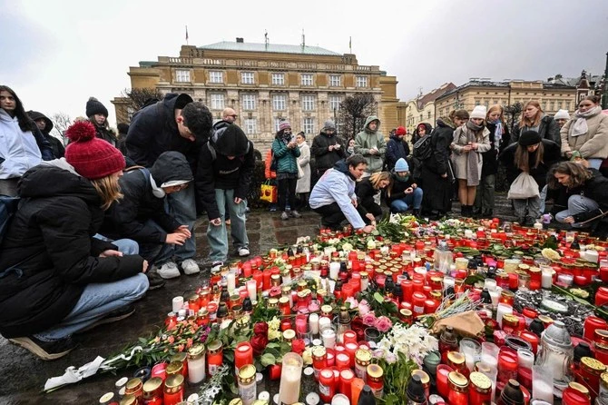 Czechs mourn Prague university shooting victims