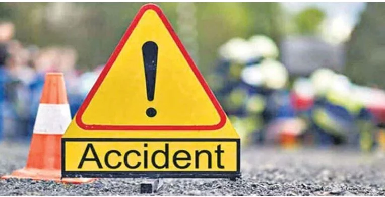 Three of family due in Sanghar road accident