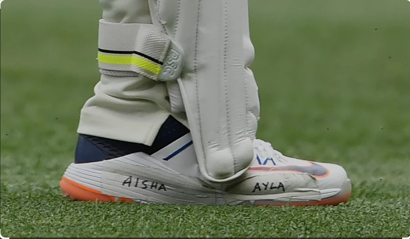 Usman Khawaja sports shoes with daughters' names in Pakistan Test