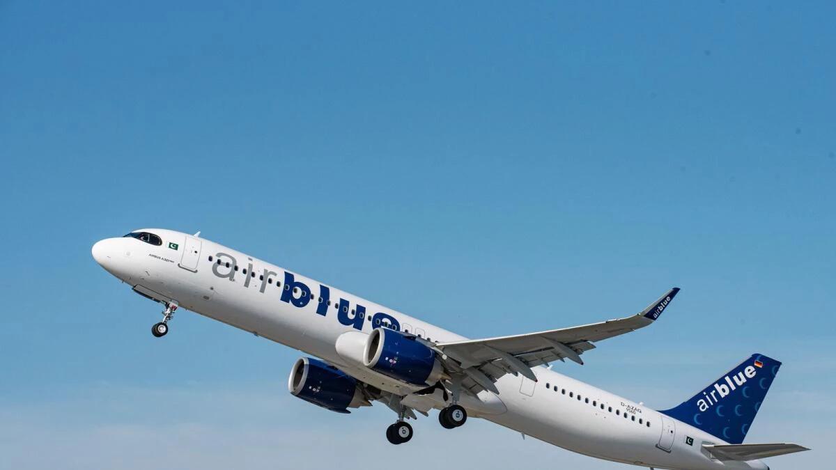 Karachi-bound Airblue’s passengers remain stranded at Lahore airport