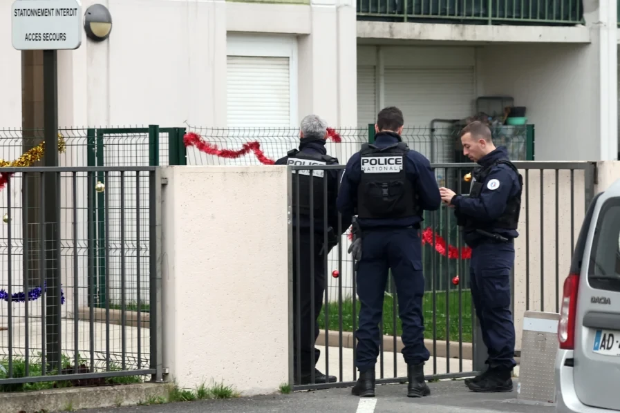 French father suspected of killing wife, children 'heard voices'