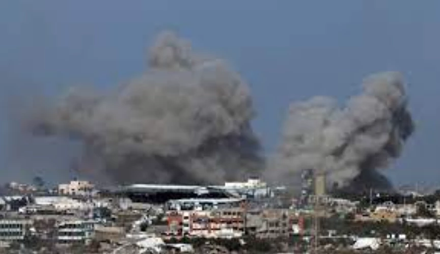 Israel bombs Gaza as Egypt hosts Hamas to discuss truce proposal