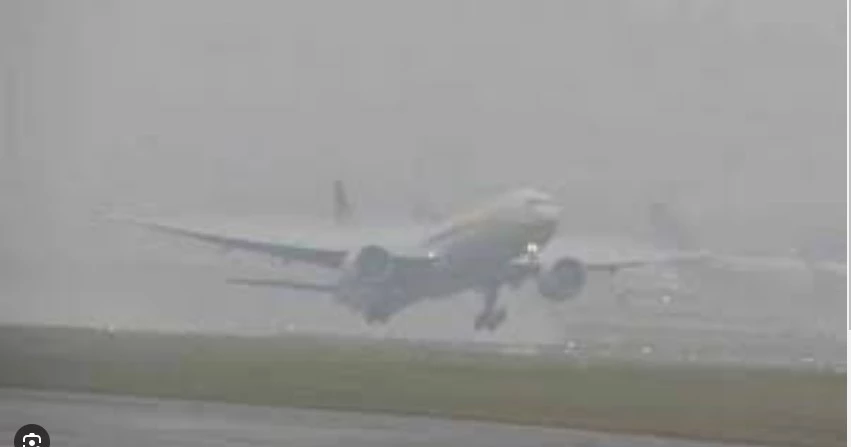 Six flights cancelled, 22 delayed after fog engulfs Islamabad airport again