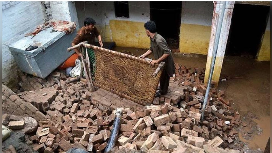 Four buried to death in Hafizabad roof collapse