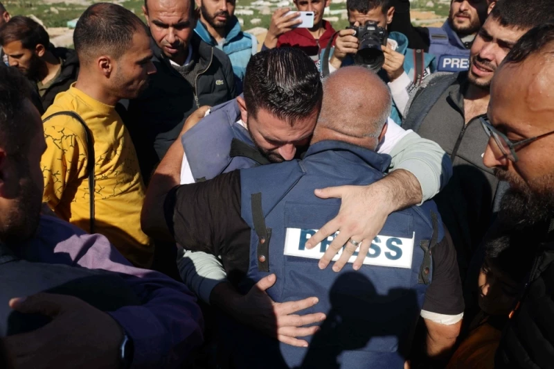 Al Jazeera condemns killing,'targeting' of Gaza reporters