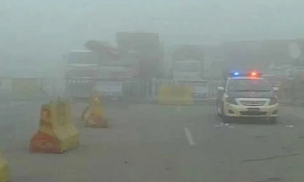 Motorway sections again closed after thick fog, low visibility