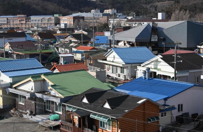 Eerily quiet on South Korea's frontline border island