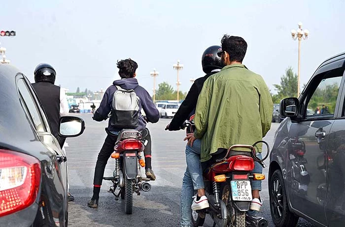 Motorcyclists without number plates given ten-day ultimatum  