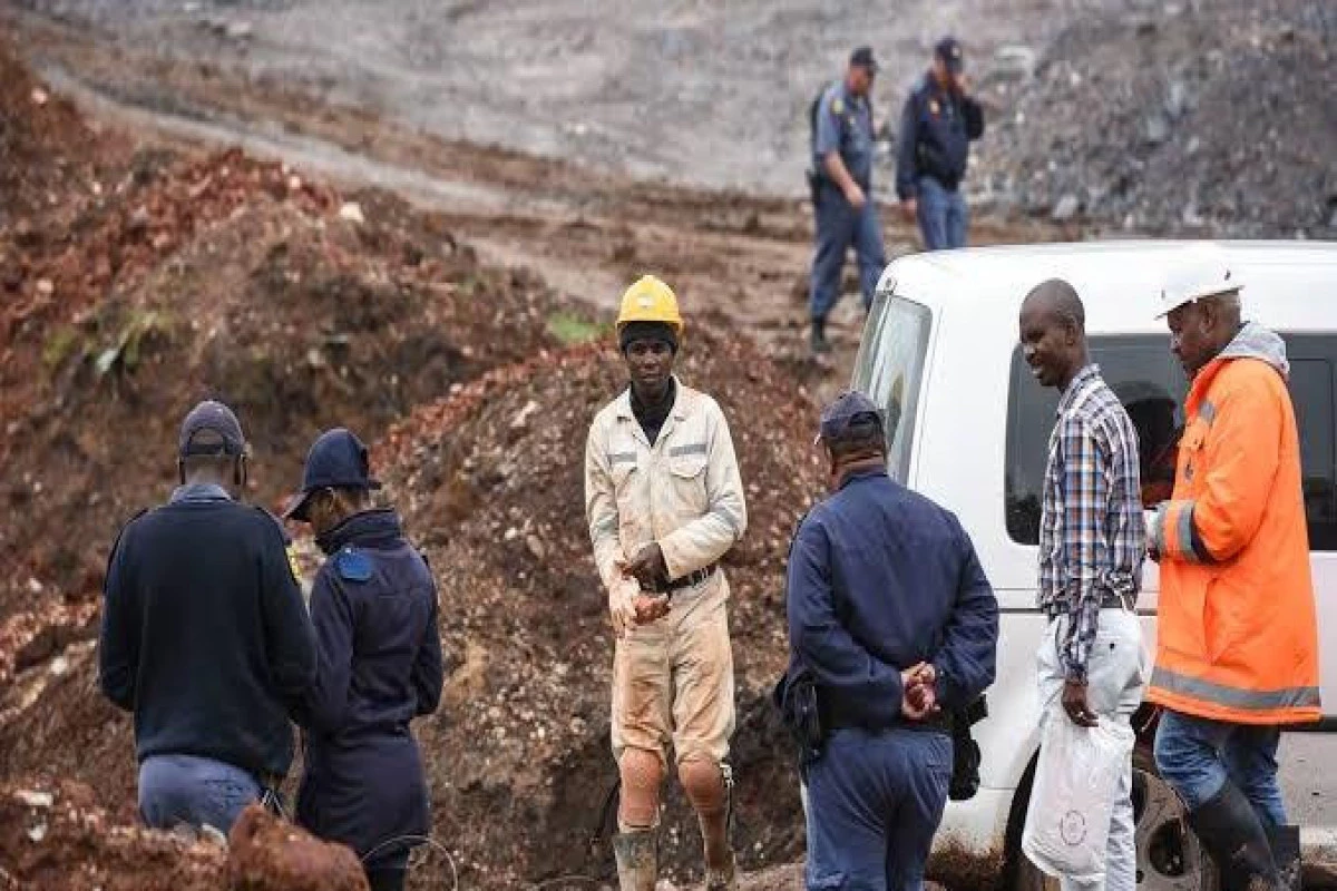 22 miners killed in Tanzania landslide