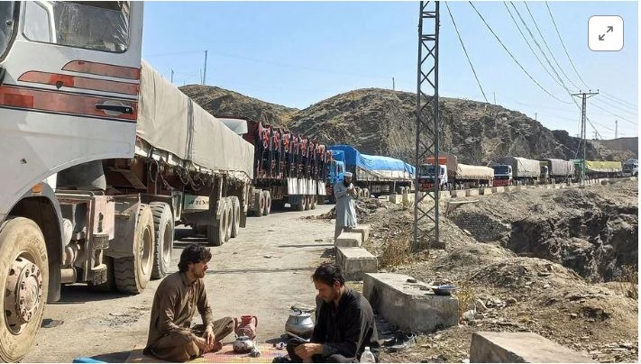 Border dispute strands thousands of trucks at Afghanistan-Pakistan crossing