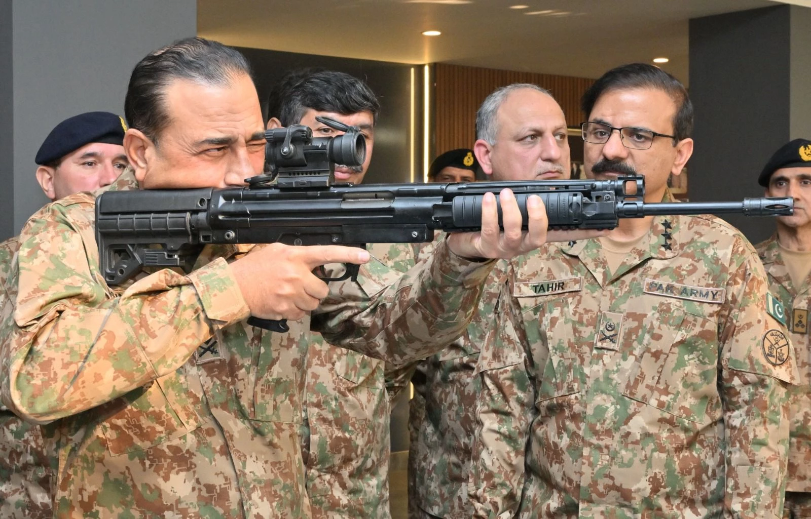 COAS visits Pakistan Ordnance Factories Wah