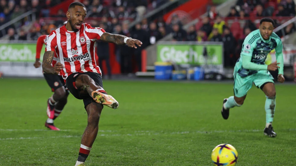 Brentford's Toney 'free' after betting ban