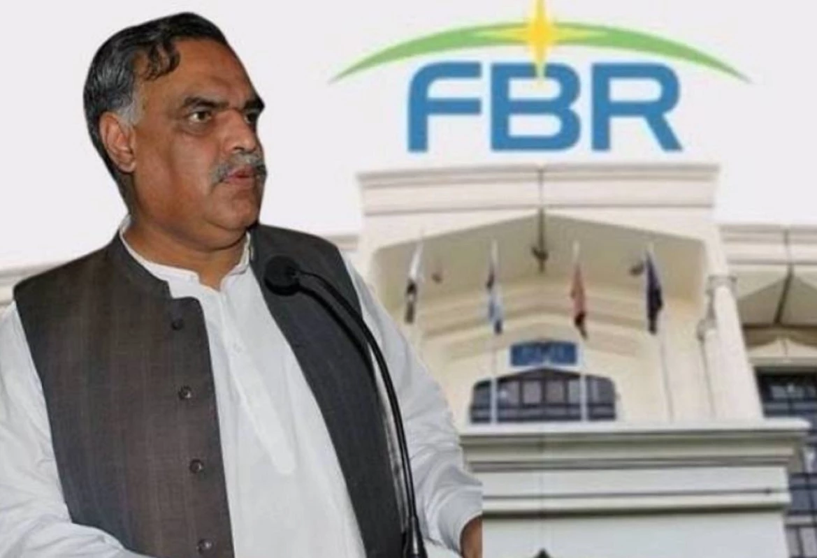 Zubair Tiwana unveils FBR restructuring plan to Senate Standing Committee