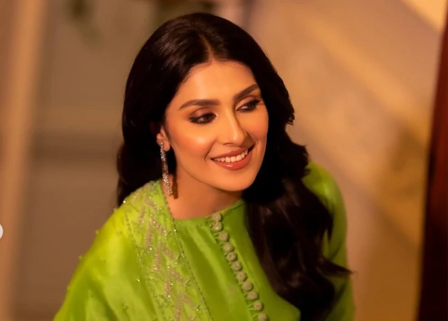 After winning at home, Ayeza Khan embraces laurels in UK