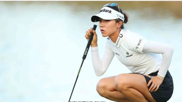 Ko grabs two-stroke lead at LPGA Tournament of Champions