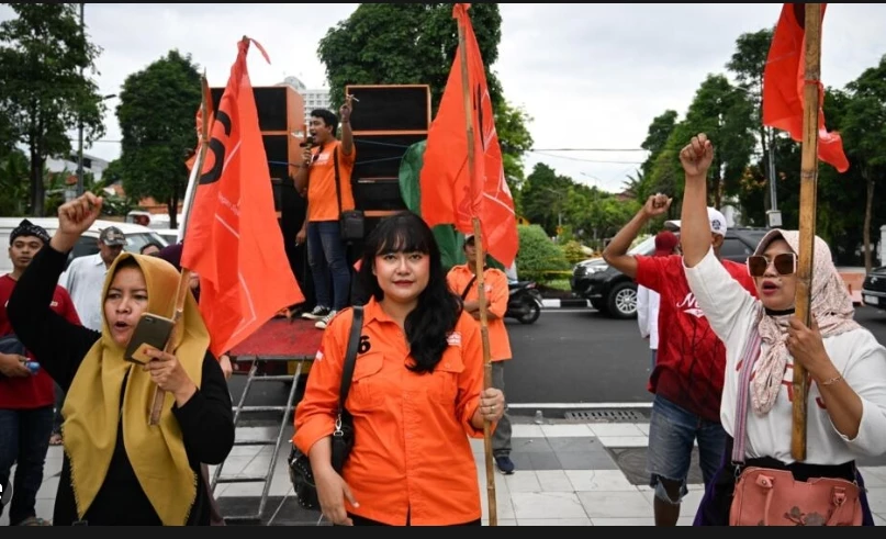 Indonesian women hope election breaks them into boys' club