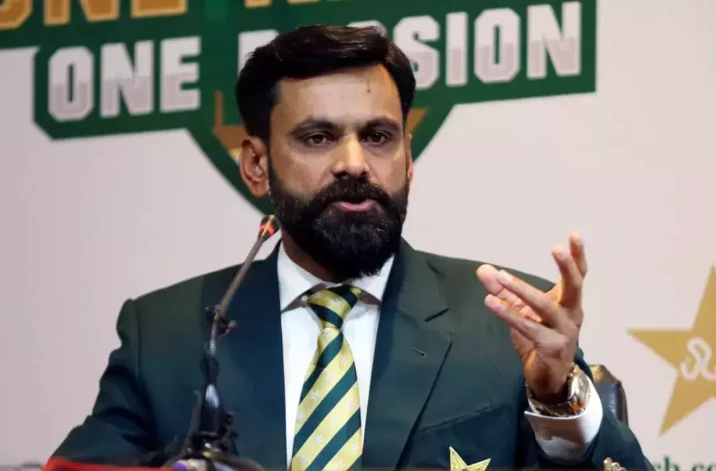 Hafeez shifts blame on players for defeats in Australia, New Zealand