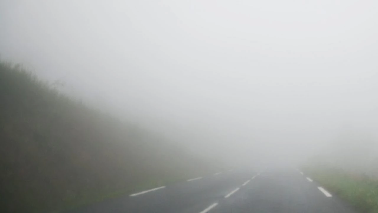 Motorways closed after large parts of Punjab, KP again blanketed by fog