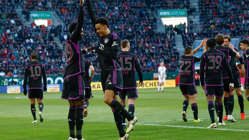 Bayern cut gap as Augsburg suffer hit and miss penalty drama