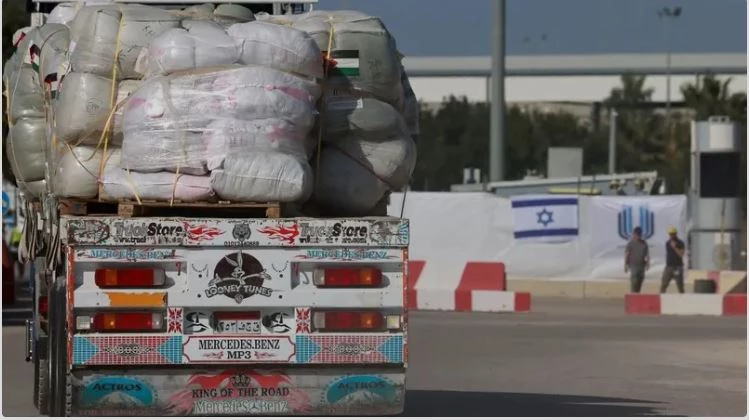 Israeli protesters block aid trucks into war-torn Gaza