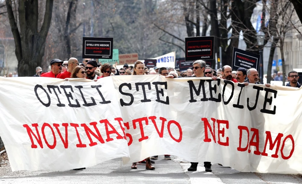 Croatian journalists protest against 'anti-leaks' bill