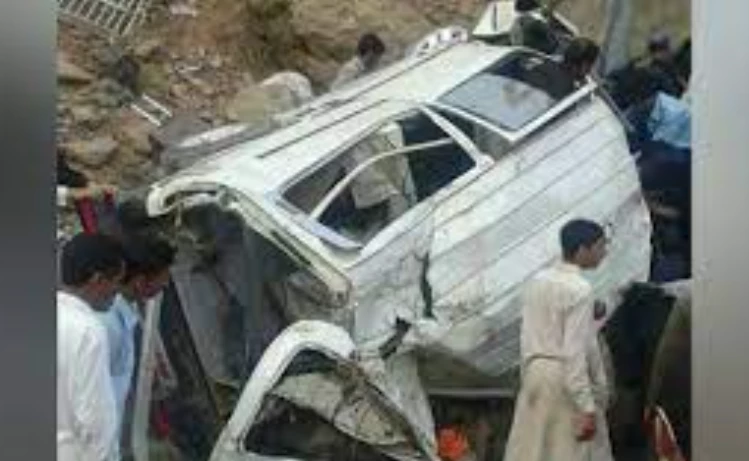 Four people die in Upper Dir van plunge